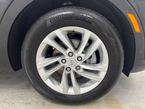 Used 2025 Buick Envista Preferred w/ Convenience I Package FWD image 30