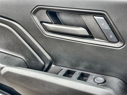 Used 2024 Chevrolet Colorado Trail Boss w/ Technology Package image 14