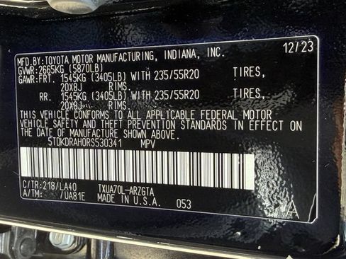 Used 2024 Toyota Highlander Platinum FWD image 29
