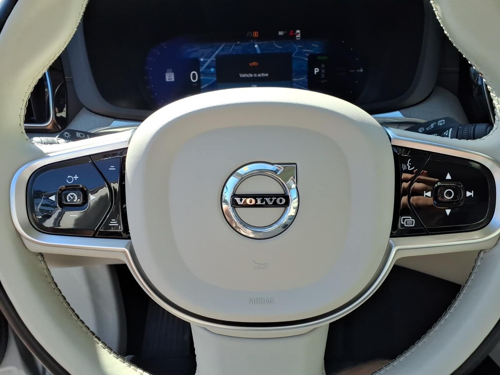 Used 2023 Volvo XC60 T8 Ultimate w/ Climate Package AWD/4WD image 27