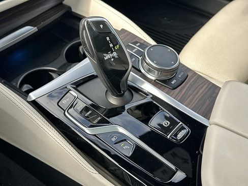 Used 2023 BMW 530e xDrive w/ Executive Package AWD/4WD image 33
