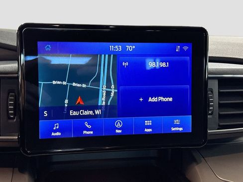 Used 2022 Ford Explorer XLT w/ Equipment Group 202A image 13