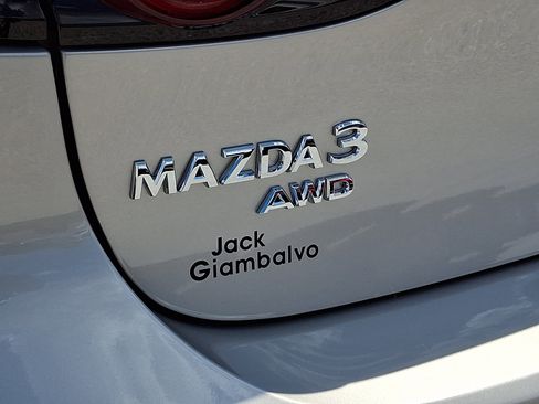 New 2026 MAZDA MAZDA3 Hatchback w/Premium Plus Pkg AWD/4WD image 16