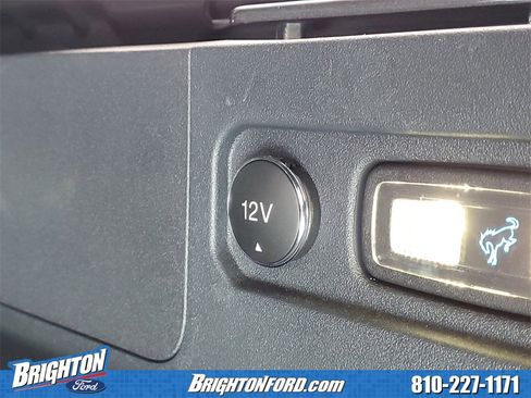 Used 2024 Ford Bronco Outer Banks image 8