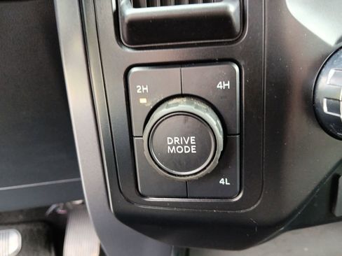 Used 2024 Ford F150 XLT AWD/4WD image 21