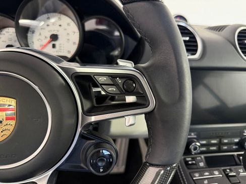 Certified 2025 Porsche 718 Cayman GTS RWD image 27