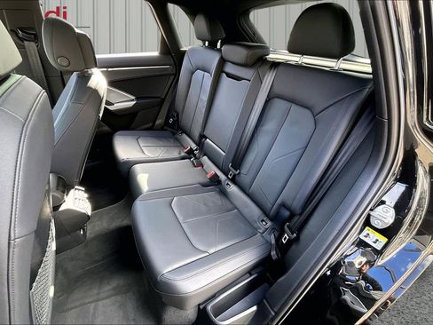 Used 2025 Audi Q3 2.0T Premium Plus w/ Premium Plus Package image 22