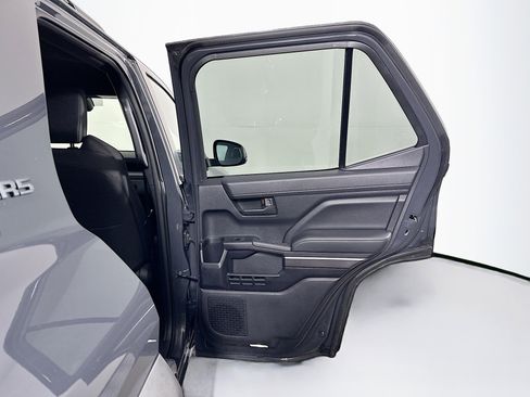 Used 2025 Toyota 4Runner SR5 image 28