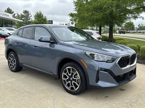 Certified 2025 BMW X2 xDrive28i AWD/4WD image 9