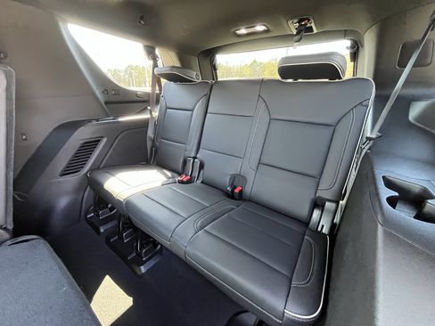 Used 2021 GMC Yukon SLT w/ SLT Luxury Plus Package RWD image 33