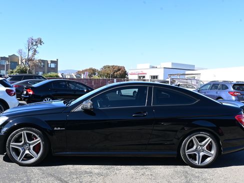 Used 2012 Mercedes-Benz C 63 AMG Coupe image 2