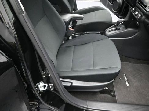 Used 2024 Nissan Kicks S image 32