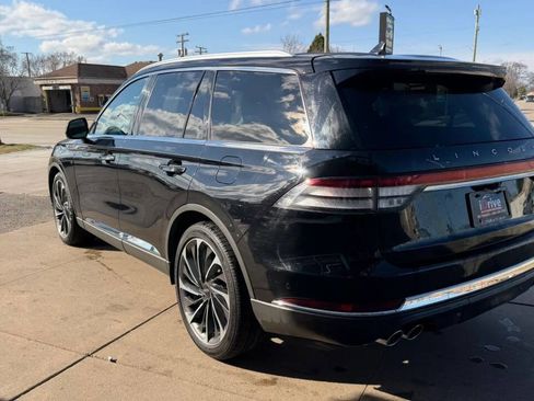 Used 2020 Lincoln Aviator Reserve w/ Equipment Group 202A image 8