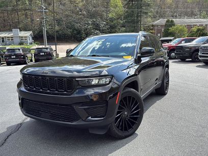 Used 2022 Jeep Grand Cherokee Altitude