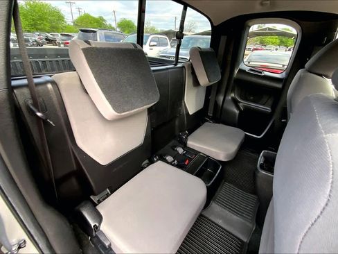 Used 2022 Toyota Tacoma SR w/ SX Package image 18