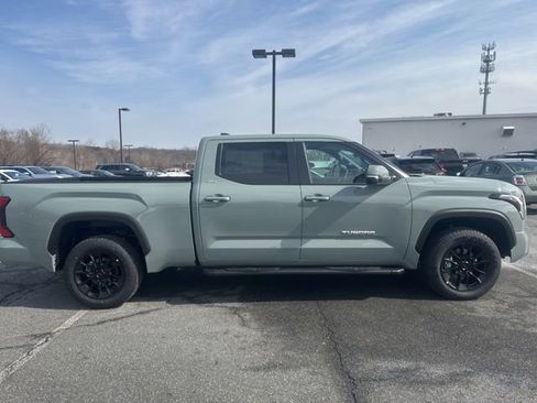 New 2026 Toyota Tundra SR5 image 8