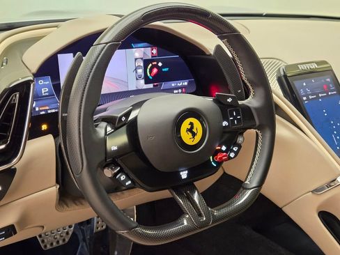 Used 2022 Ferrari Roma RWD image 34
