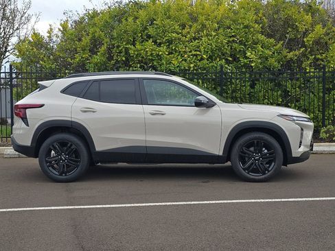 New 2026 Chevrolet Trax ACTIV w/ Driver Confidence Package image 4