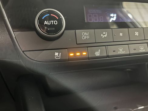 New 2026 Subaru Outback Touring XT AWD/4WD image 18