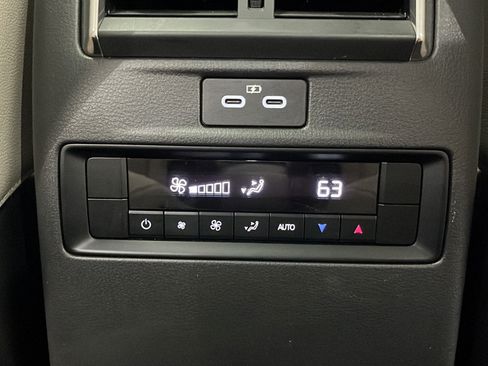 Used 2024 MAZDA CX-90 Plug-In Hybrid w/ Premium Pkg AWD/4WD image 36