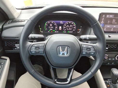 Used 2023 Honda Accord EX-L image 26
