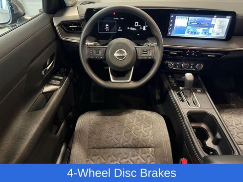 Used 2025 Nissan Kicks SV image 23