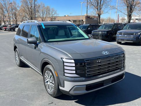 Certified 2026 Hyundai Palisade SEL AWD/4WD image 4