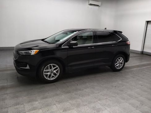 Used 2023 Ford Edge SEL AWD/4WD image 2