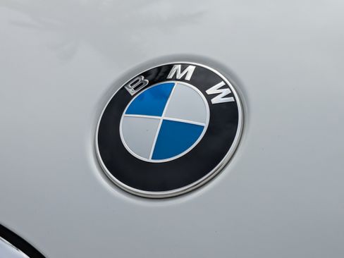 Used 2022 BMW 840i Convertible w/ Driving Assistance Package RWD image 13