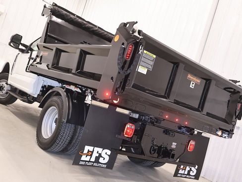 New 2025 Ford F350 XL w/ XL Chrome Package image 26