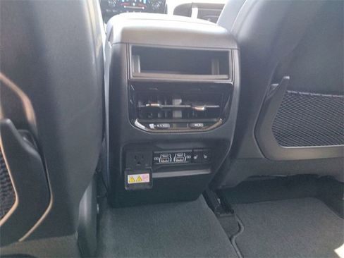 New 2023 Jeep Grand Cherokee 4WD 4xe w/ Luxury Tech Group II image 28