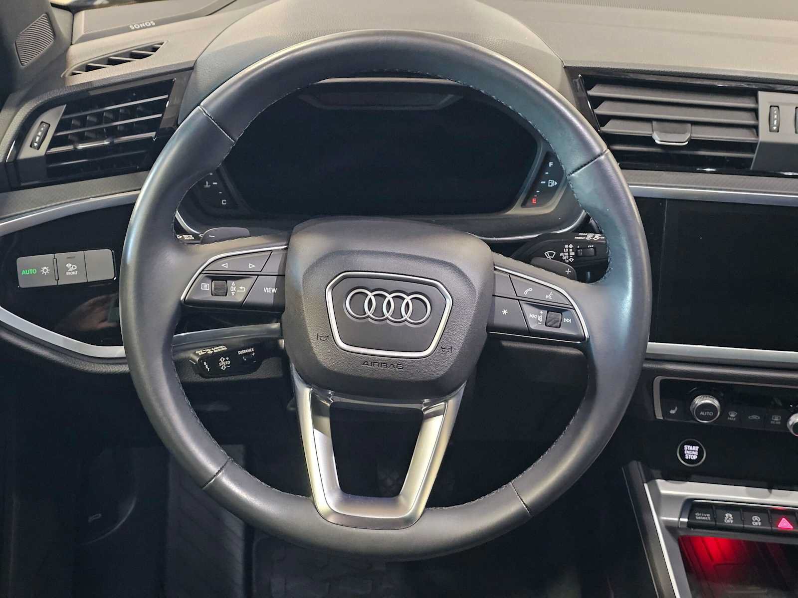 Used 2023 Audi Q3 2.0T Premium Plus w/ Premium Plus Package AWD/4WD image 21