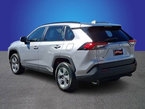 Used 2025 Toyota RAV4 XLE image 6