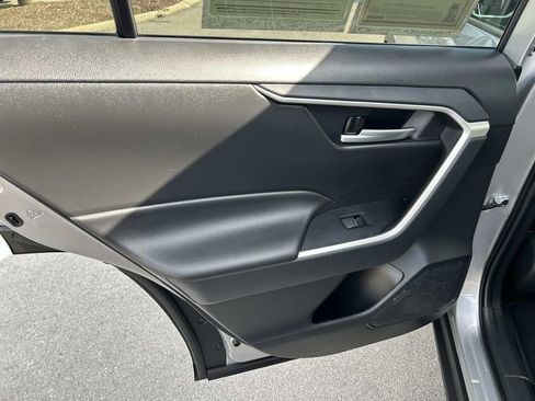 Used 2024 Toyota RAV4 XLE image 21