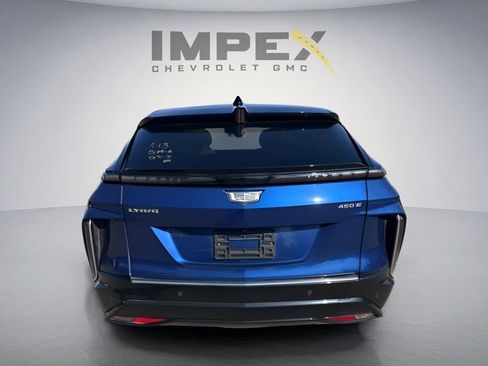 Used 2024 Cadillac Lyriq Luxury RWD image 3
