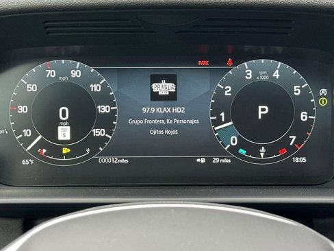 New 2026 Land Rover Discovery S AWD/4WD image 18