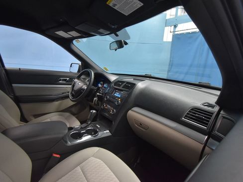 Used 2018 Ford Explorer FWD image 24