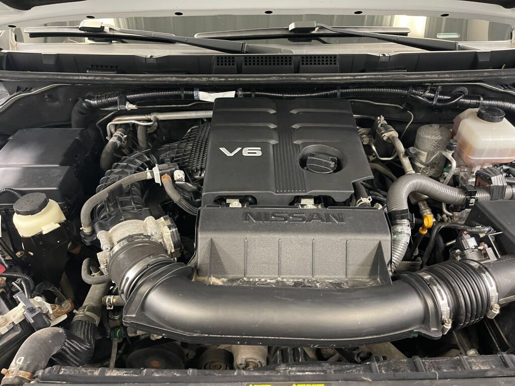 Used 2023 Nissan Frontier PRO-4X w/ Technology Package AWD/4WD image 31