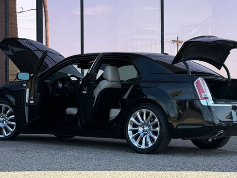 Used 2014 Chrysler 300 Uptown Edition w/ Quick Order Package 22M RWD image 28