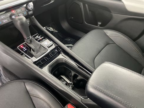 Used 2023 Jeep Compass Limited w/ Sun and Sound Group AWD/4WD image 35
