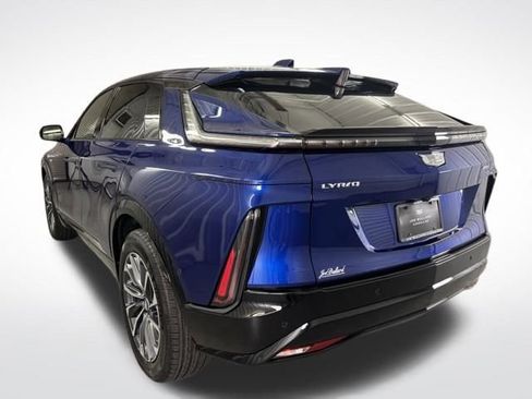 New 2025 Cadillac Lyriq Sport image 5
