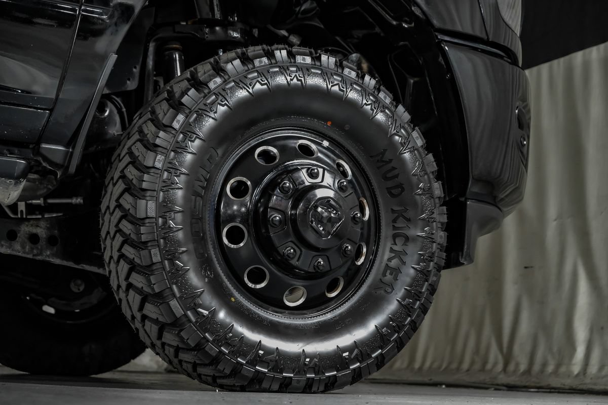 Used 2025 RAM 3500 Laramie AWD/4WD image 54