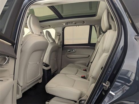 New 2026 Volvo XC90 T8 Ultra image 7