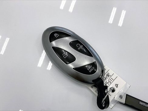 Certified 2024 Hyundai Elantra SEL image 10