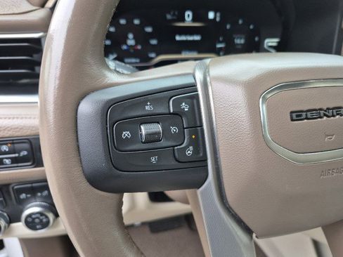 Used 2022 GMC Yukon Denali image 24