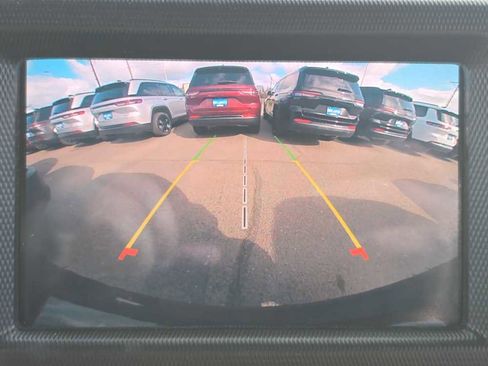 Used 2020 Jeep Wrangler Unlimited Sahara image 19