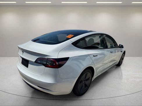 Used 2023 Tesla Model 3 Standard Range RWD image 10