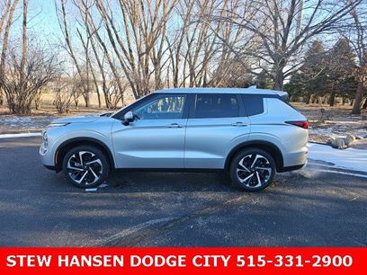 Used 2024 Mitsubishi Outlander SE