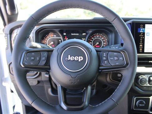 New 2026 Jeep Gladiator Mojave AWD/4WD image 25
