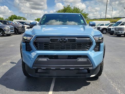 Used 2026 Toyota Tacoma TRD Off-Road w/ TRD Off Road Premium Package AWD/4WD image 2